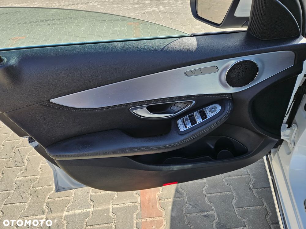 Mercedes-Benz Klasa C 200 (BlueTEC) d 7G-TRONIC Exclusive - 23