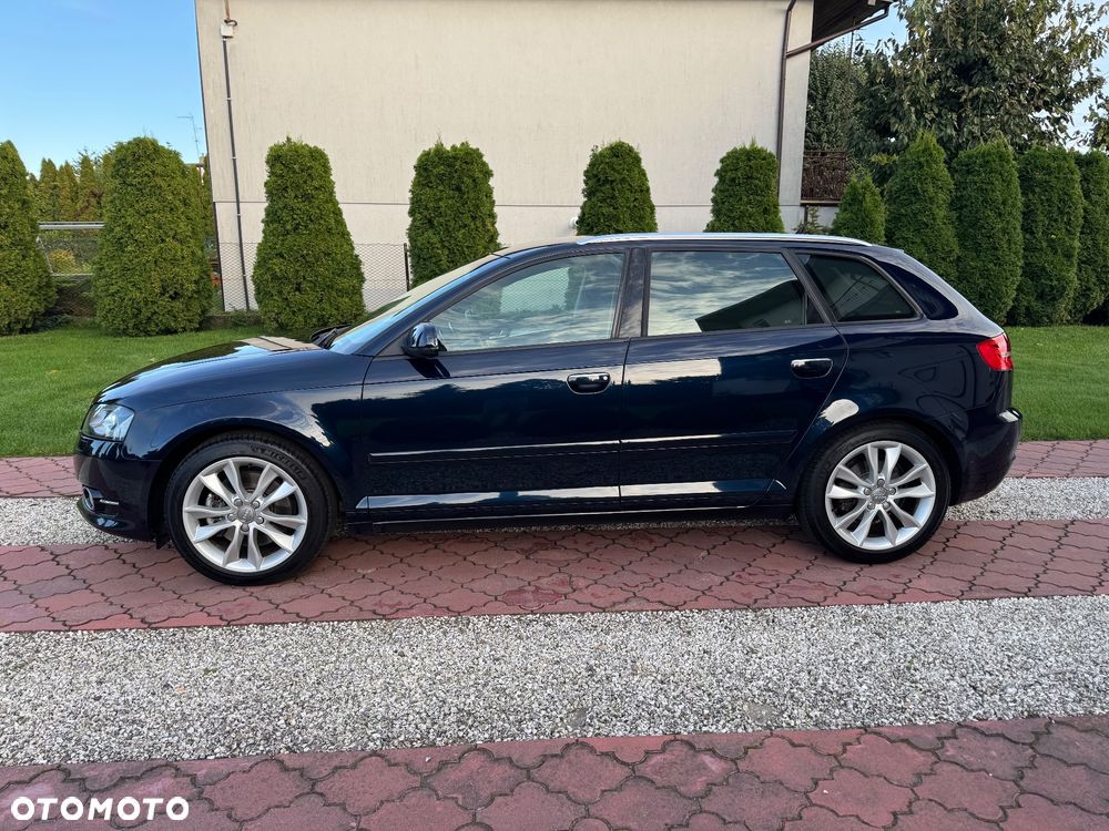 Audi A3 Sportback 2.0 TDI DPF quattro S line Sportpaket - 2