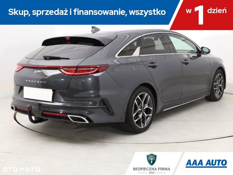 Kia ProCeed - 7
