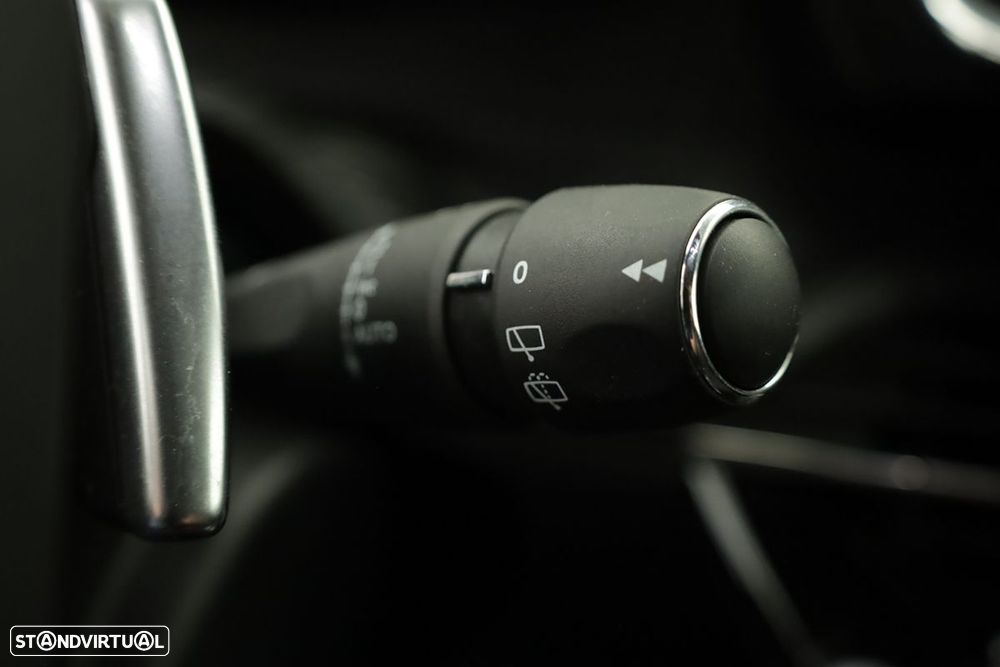 Peugeot 2008 1.2 PureTech GT EAT8 - 18