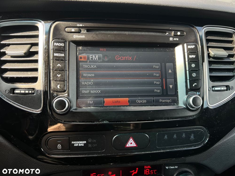 Kia Carens 1.6 GDI Business Line 7os EU6 - 3