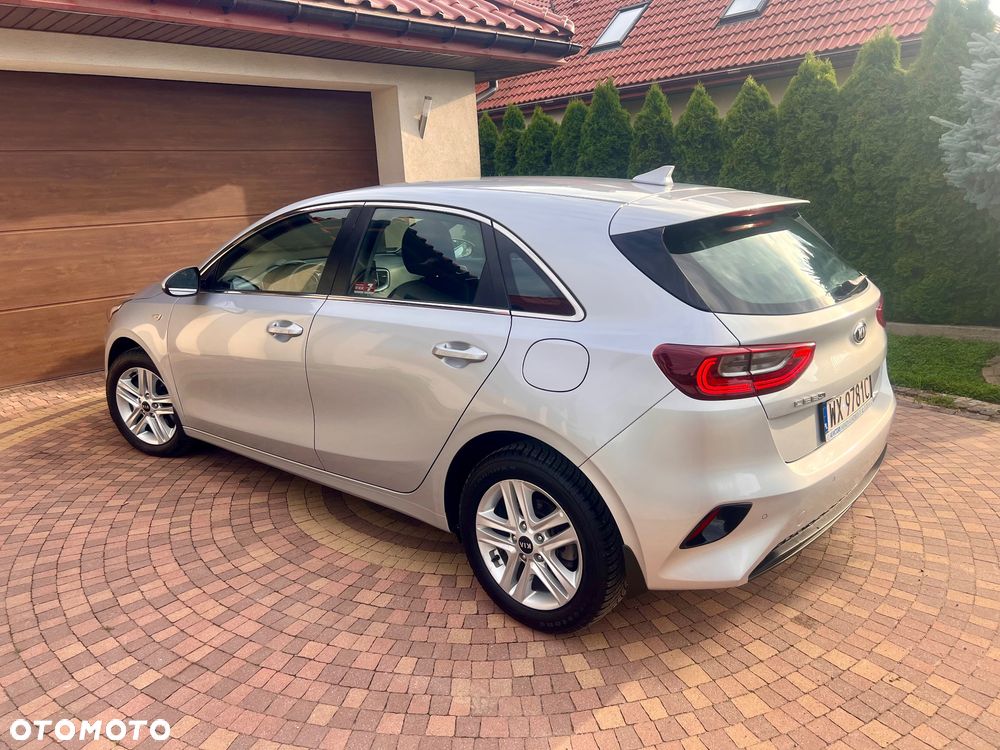 Kia Ceed 1.6 CRDi SCR L - 3