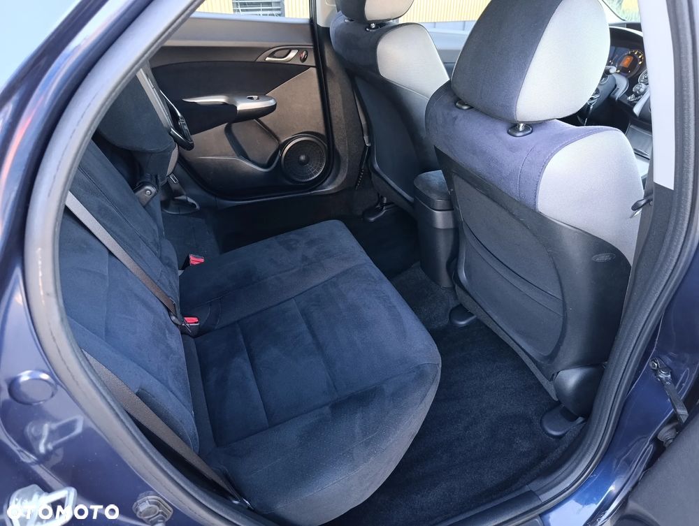 Honda Civic 1.4 i-VTEC - 13