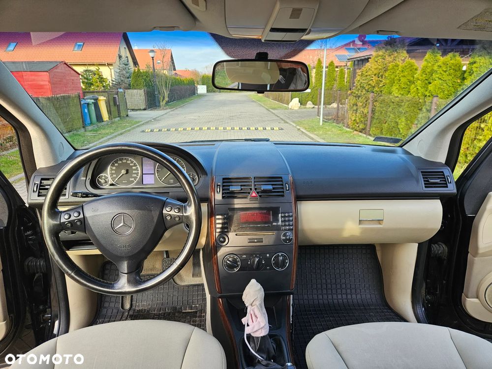 Mercedes-Benz Klasa A 180 CDI Avantgarde Edition 10 - 13