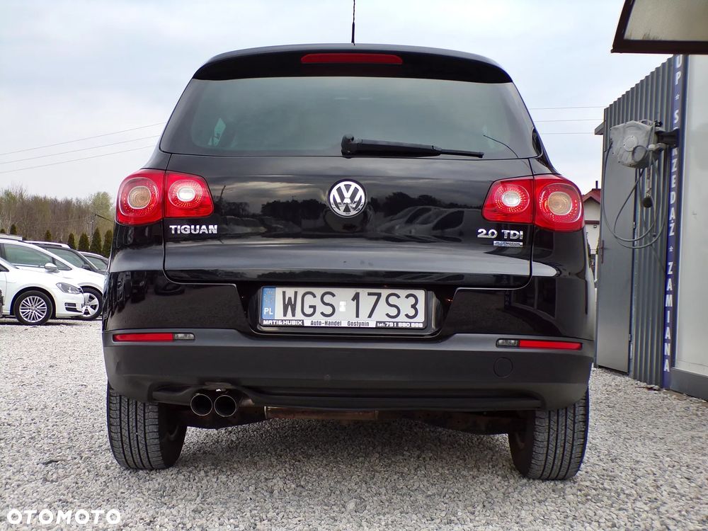 Volkswagen Tiguan - 10
