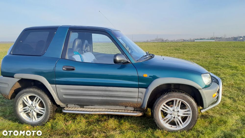 Toyota RAV4 2.0 Special - 1