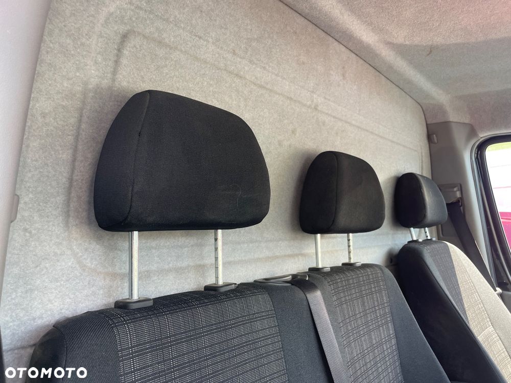 Mercedes-Benz Sprinter 216 - 13