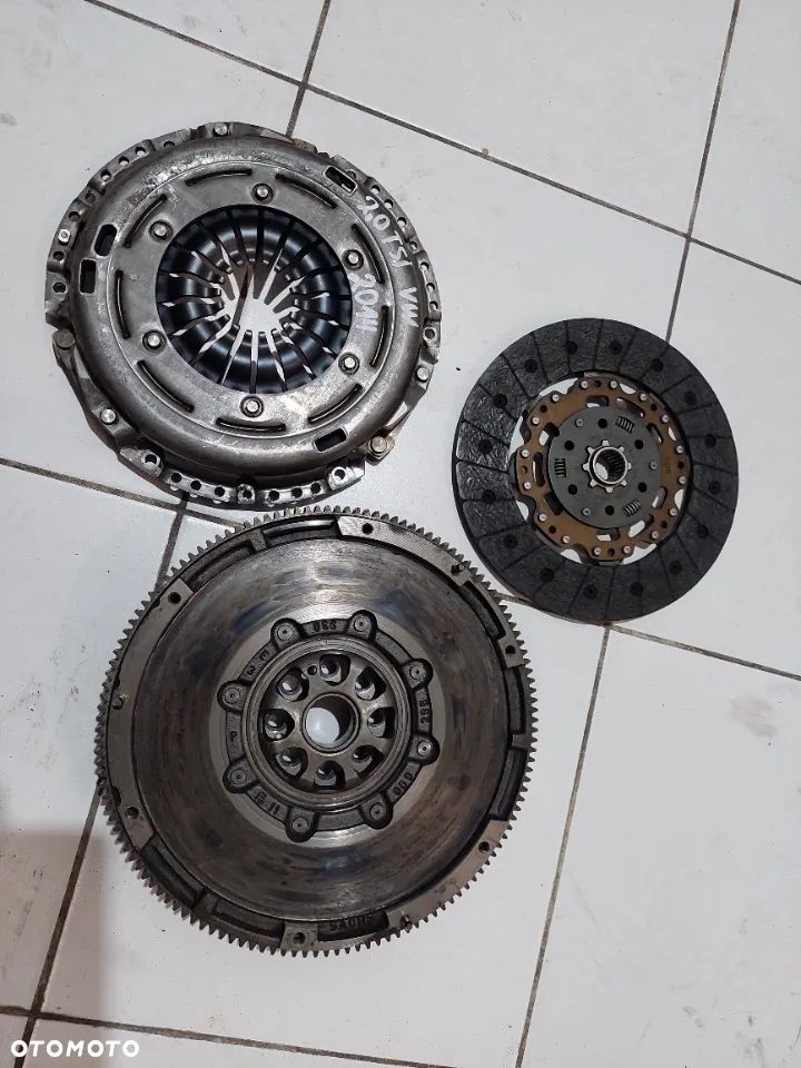 KOŁO DWUMASOWE VW GOLF VII 7 GTI 2,0TFSI SACHS NR 06J105266N - 1