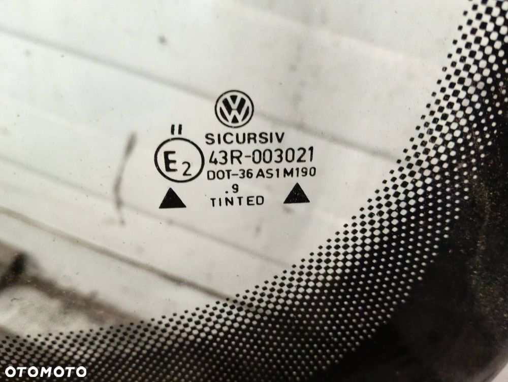 SZYBA CZOŁOWA PRZEDNIA VOLKSWAGEN GOLF IV - 2