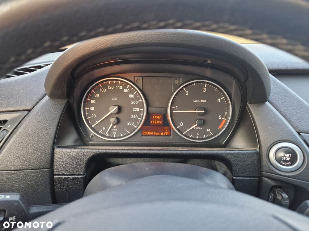 BMW X1 - 11