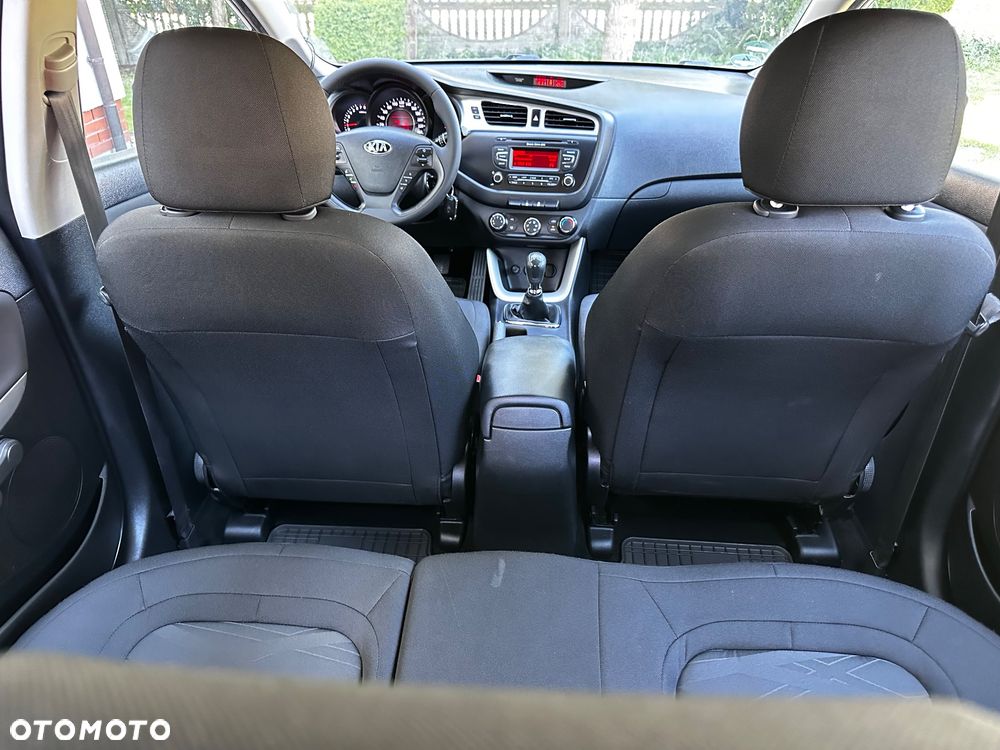 Kia Ceed 1.4 CVVT Fifa World Cup Edition - 27