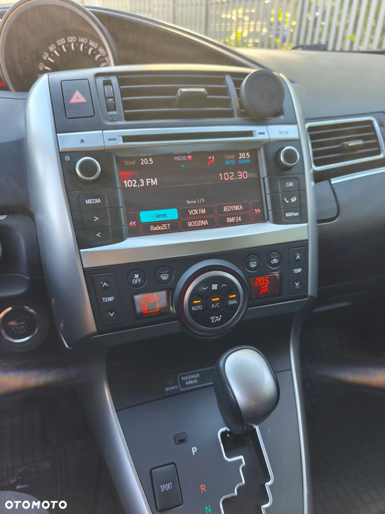 Toyota Verso - 16
