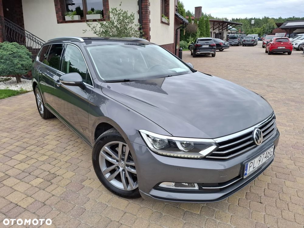 Volkswagen Passat 1.6 TDI (BlueMotion Technology) DSG Comfortline - 1