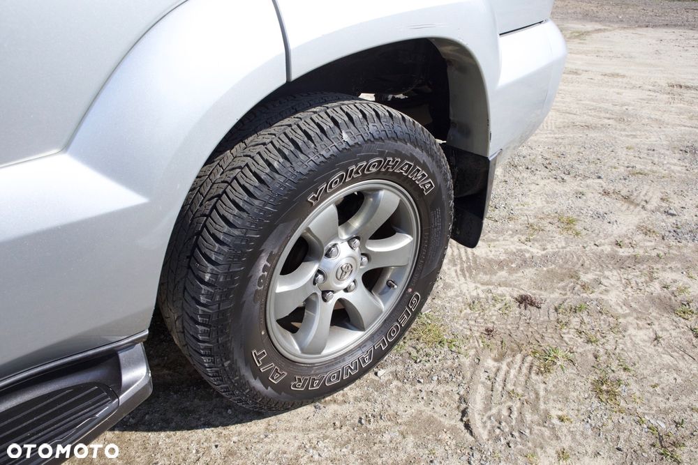 Toyota Land Cruiser 3.0 D Sol - 23