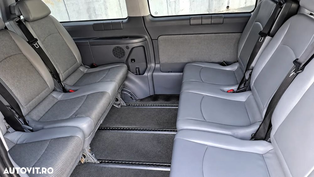 Mercedes-Benz Viano - 8