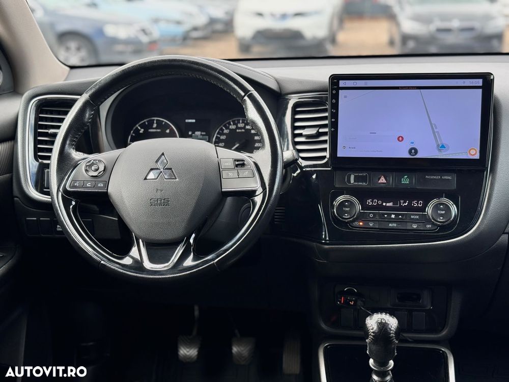 Mitsubishi Outlander 2.2 Litre DI-D AWD Instyle - 9