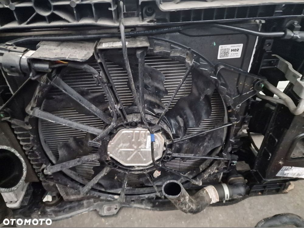 pas przedni chłodnice radar kia sportage v crdi gt line - 5