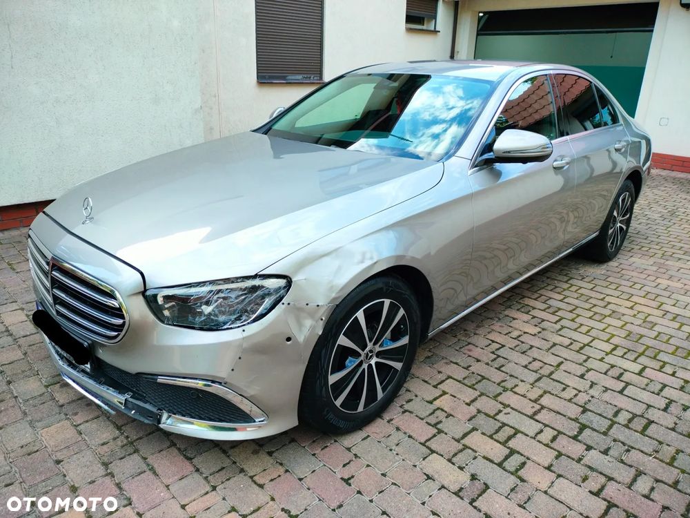 Mercedes-Benz Klasa E 220 d 4-Matic Exclusive - 11