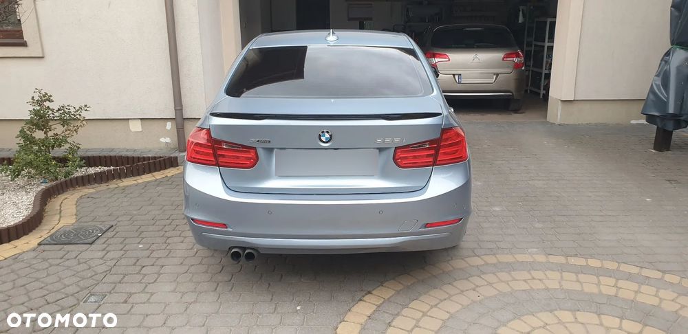 BMW Seria 3 328i Luxury Line - 5