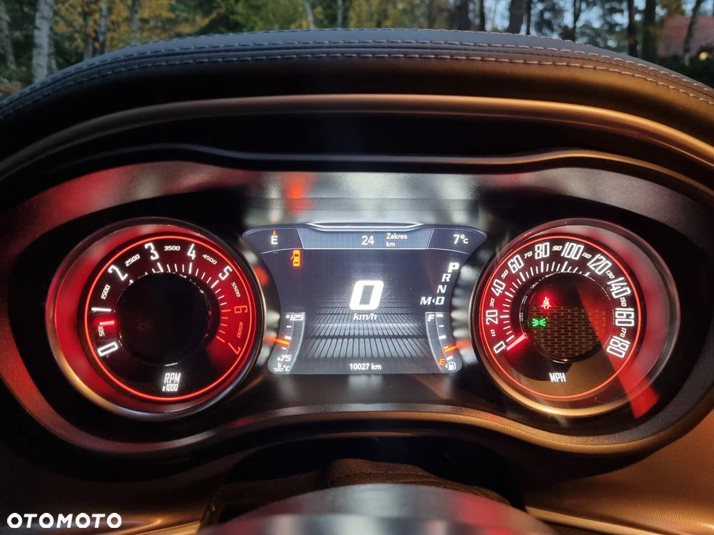 Dodge Challenger 6.4 Scat Pack - 12