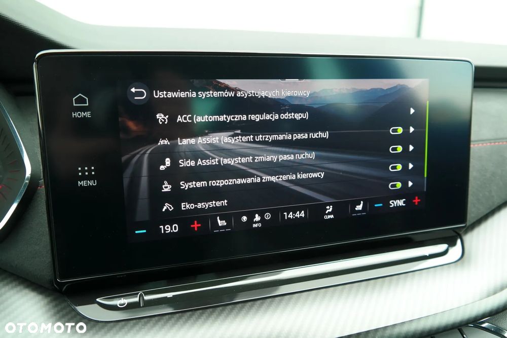 Skoda Octavia 2.0 TSI RS DSG - 28