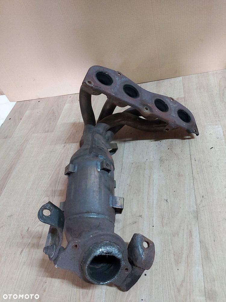 Toyota Rav4 II 2,0 vvti Lift katalizator ORYGINAŁ kolektor wydechowy - 4