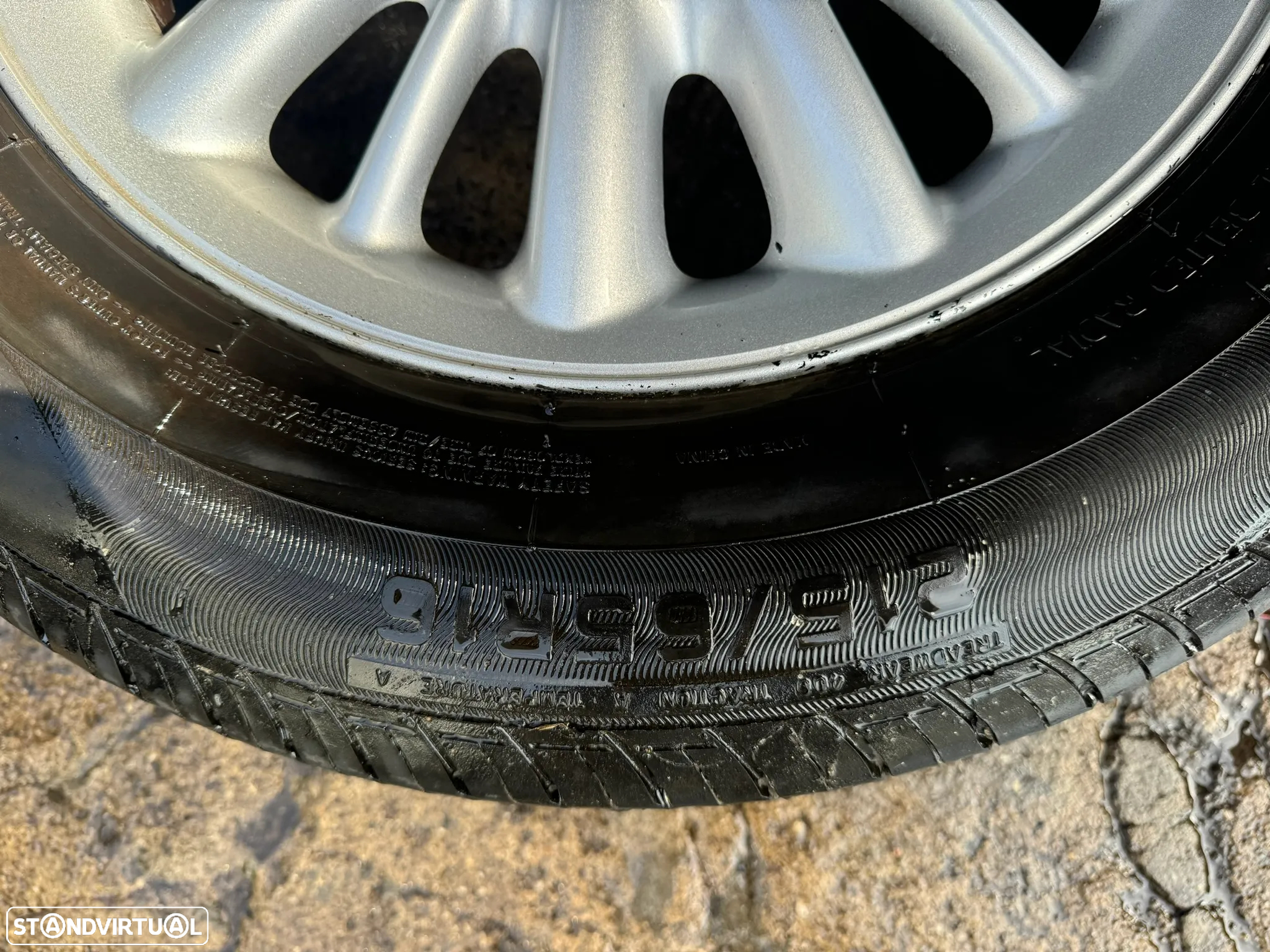 4 Jantes R16 Chrysler 5x114.3 com pneus 215/65R16 - 6