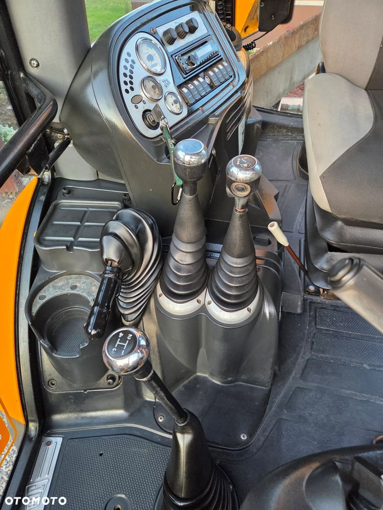 JCB 3CX - 20
