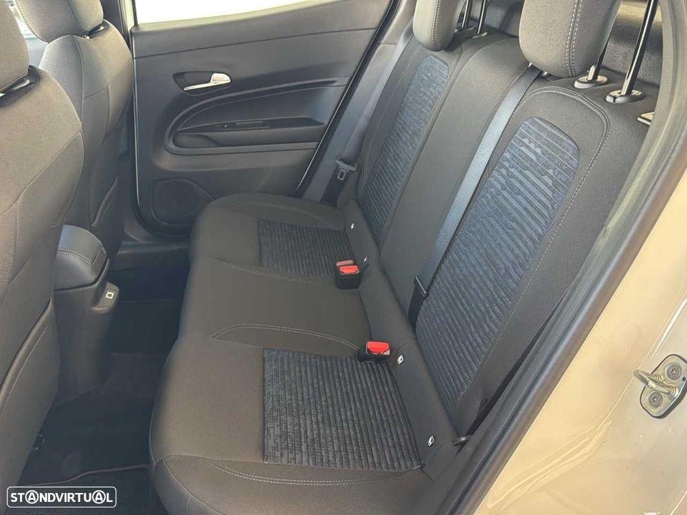 Alfa Romeo Junior 1.2 eDCT6 - 10