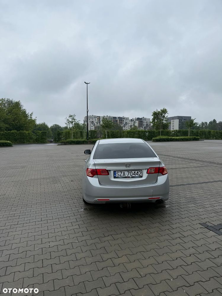 Honda Accord 2.0 Elegance - 31