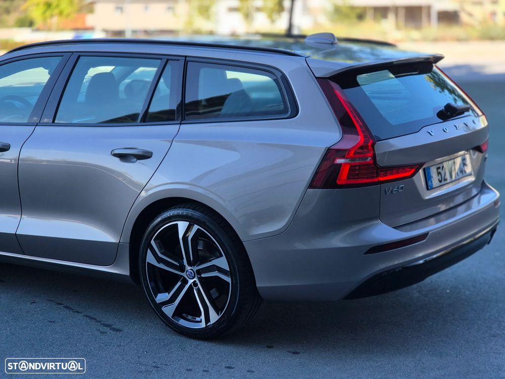 Volvo V60 2.0 D3 R-Design Geartronic - 5