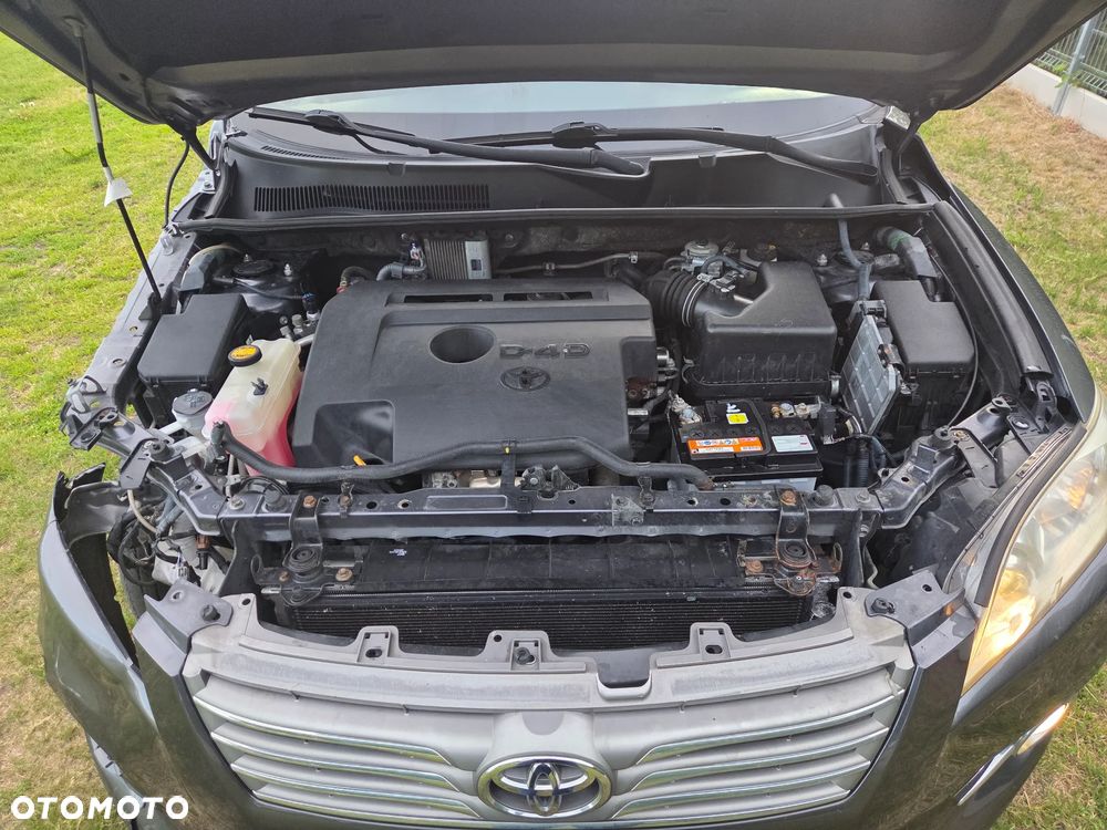 Toyota RAV4 2.2 D-4D 4x4 Life - 2