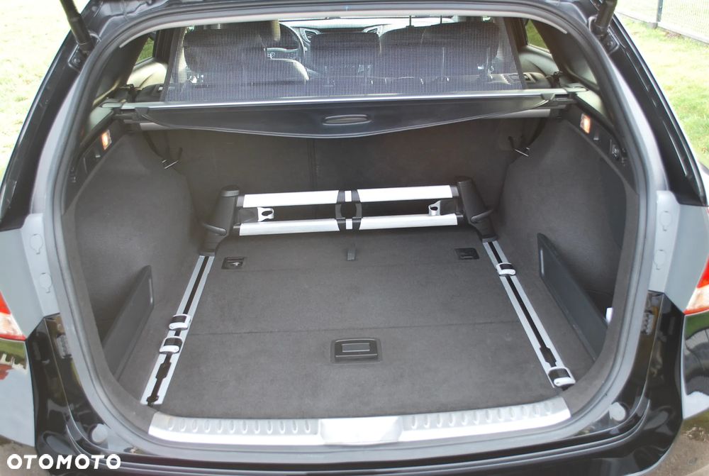 Hyundai i40 Kombi 2.0 Automatik Premium - 23