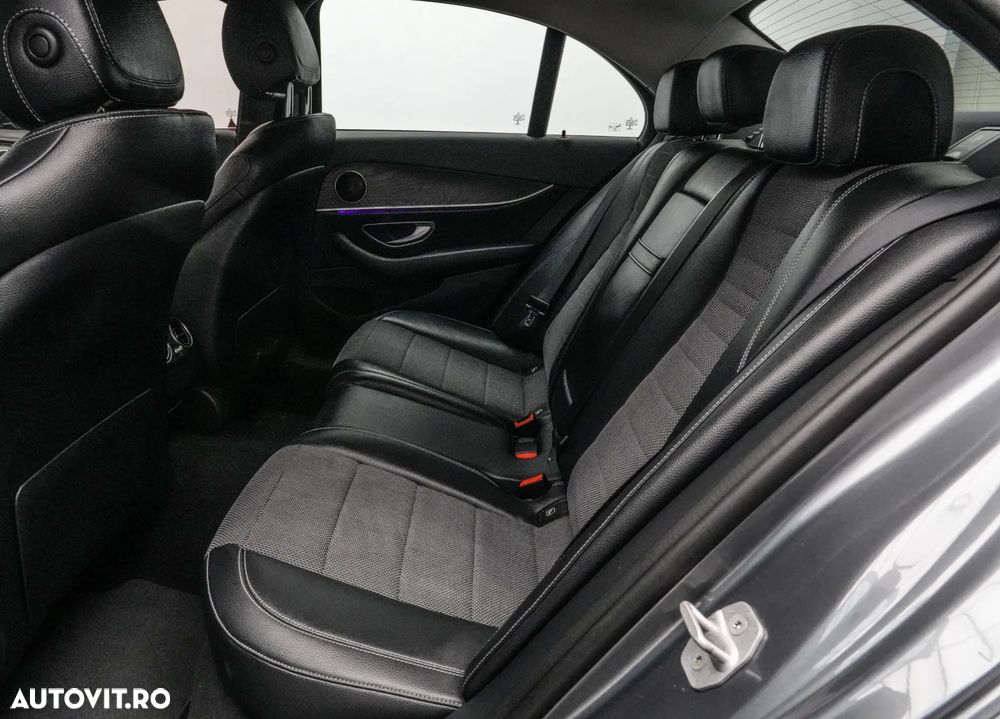 Mercedes-Benz E 220 d 9G-TRONIC Exclusive - 16