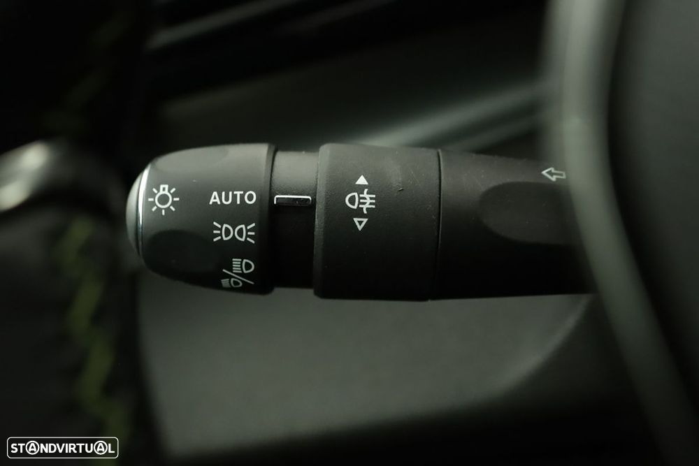 Peugeot 308 1.2 PureTech GT EAT8 - 17