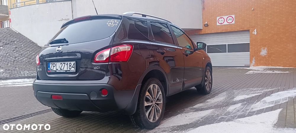 Nissan Qashqai 2.0 dCi Tekna - 10