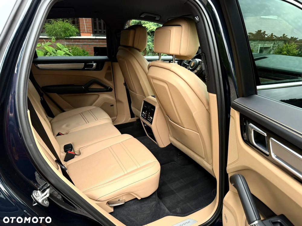Porsche Cayenne S - 19