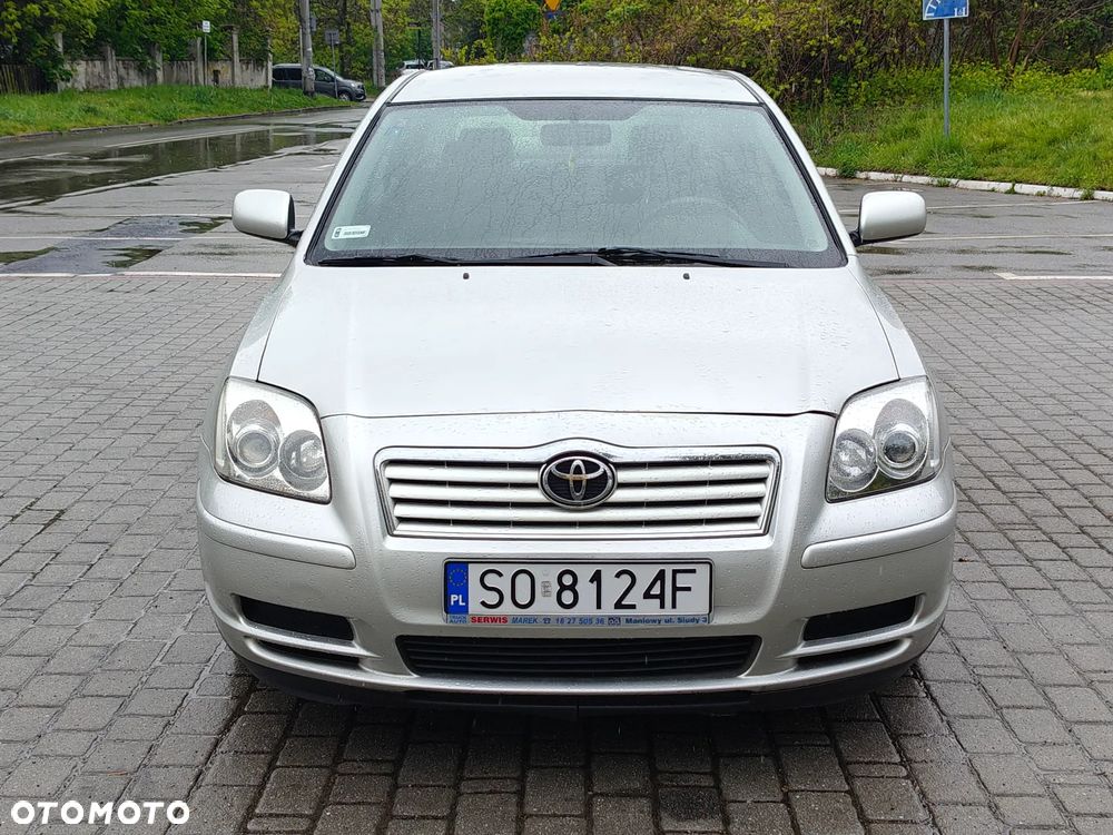 Toyota Avensis 1.8 VVT-i Sol - 15