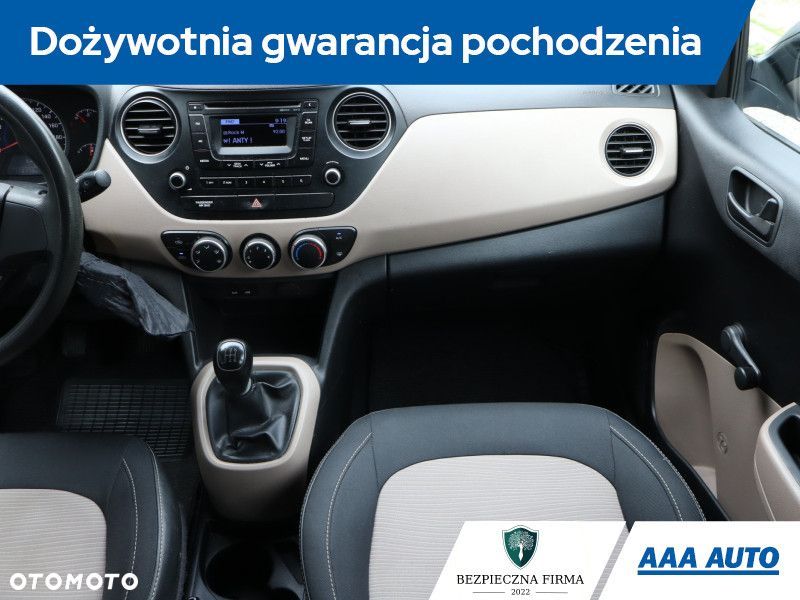 Hyundai i10 - 10