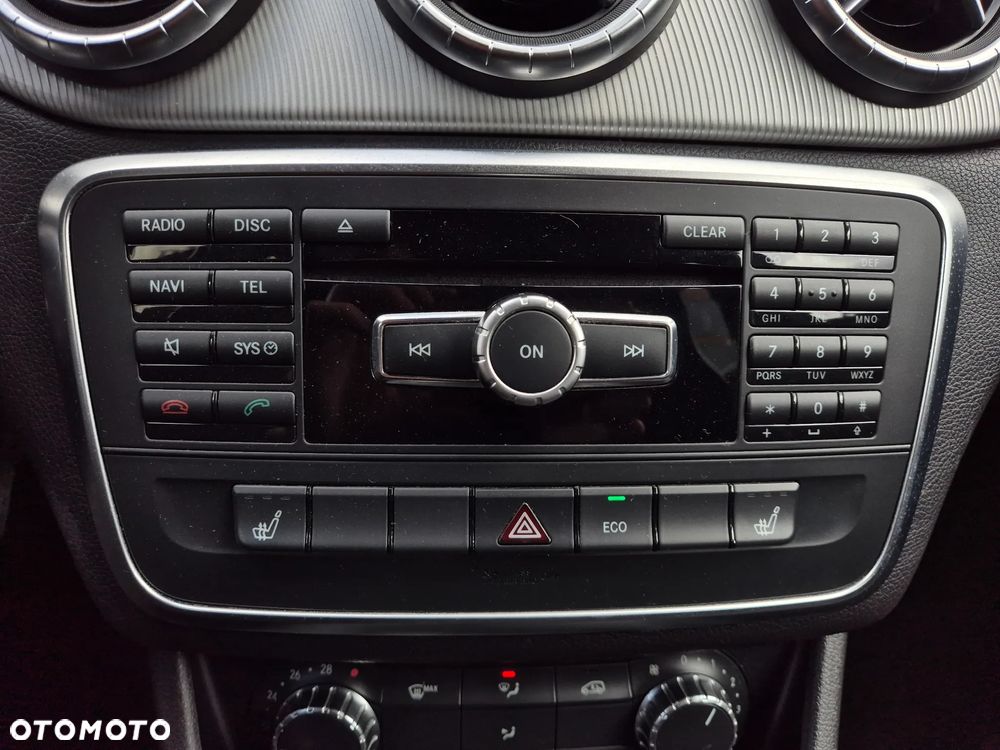 Mercedes-Benz CLA - 10