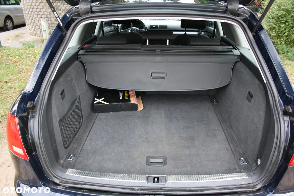 Audi A4 Avant - 10
