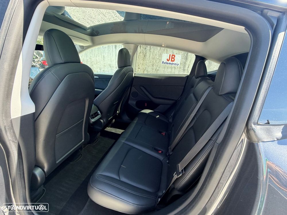 Tesla Model Y Long Range Tração Integral - 16