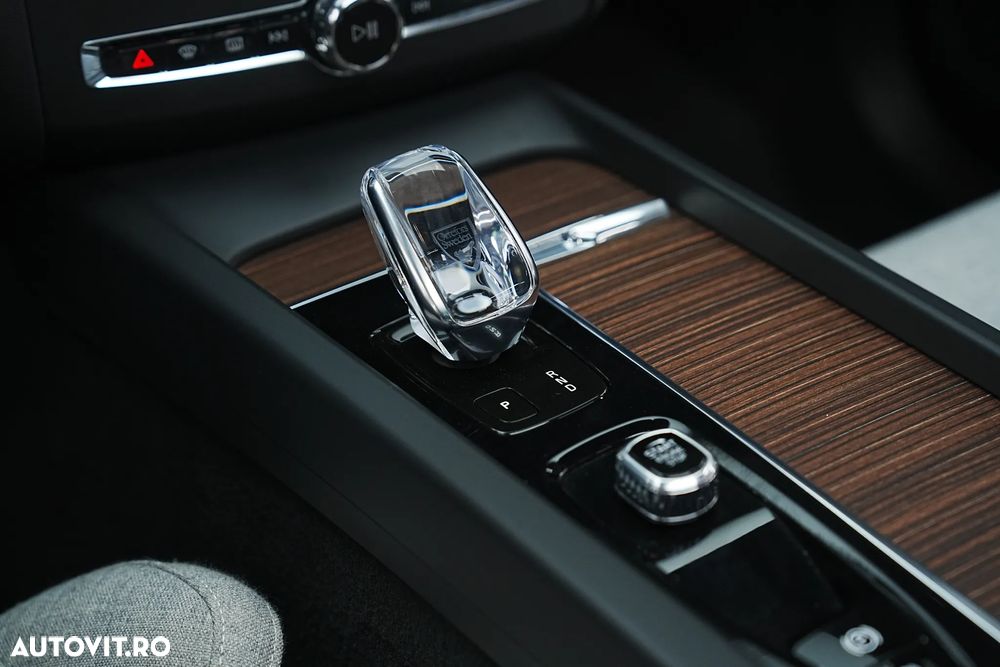 Volvo XC 60 T8 AWD Recharge Geartronic Inscription - 35
