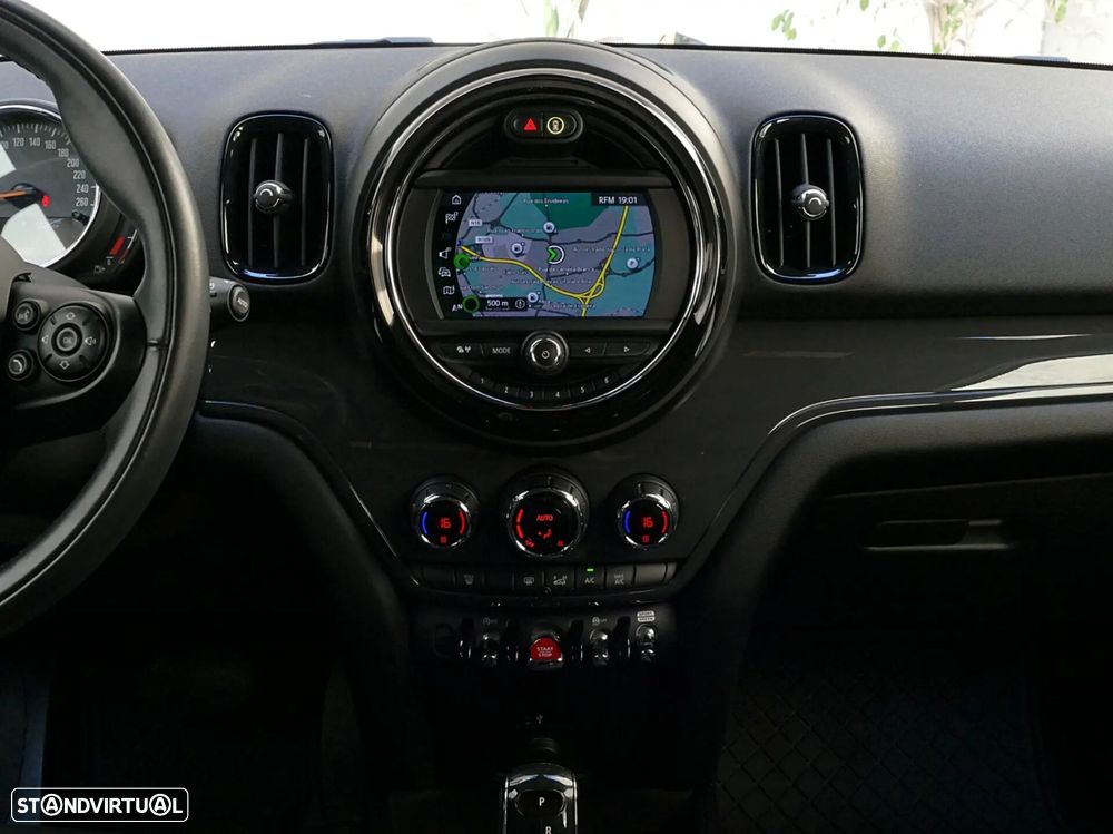 MINI Countryman One D Auto - 21