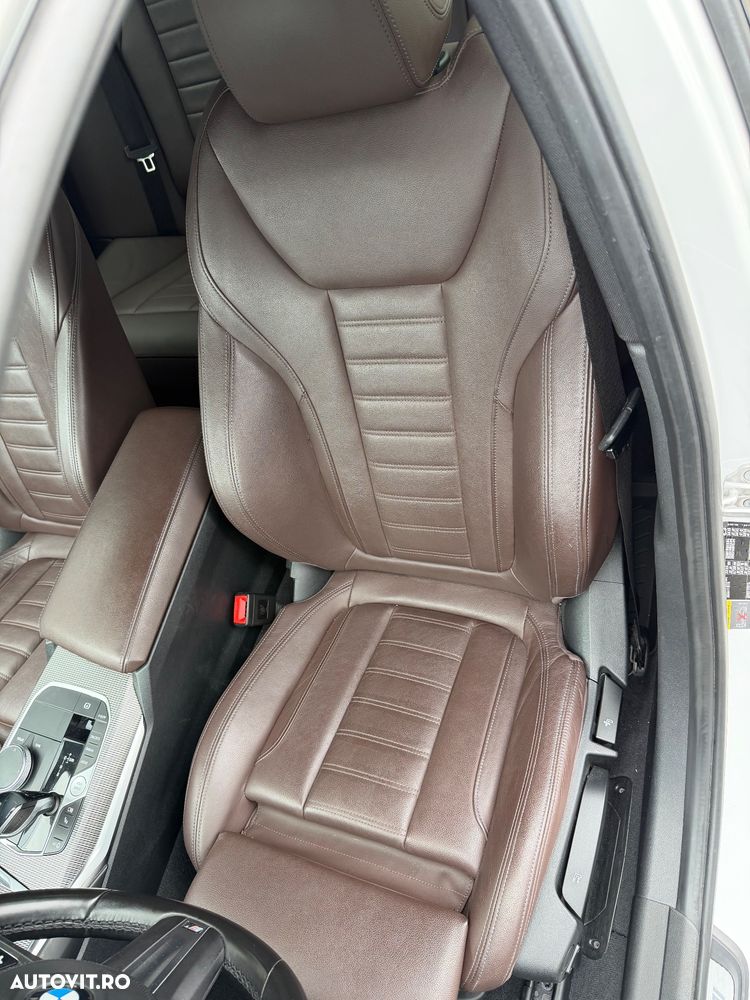 BMW Seria 3 320e Aut. M Sport - 10