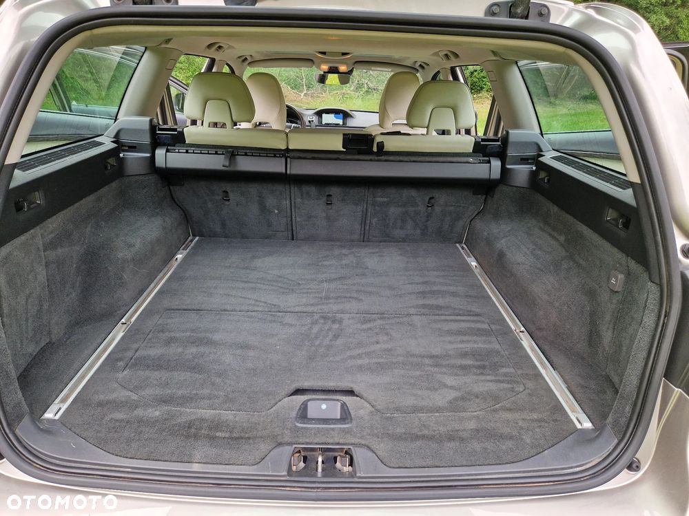 Volvo V70 - 17