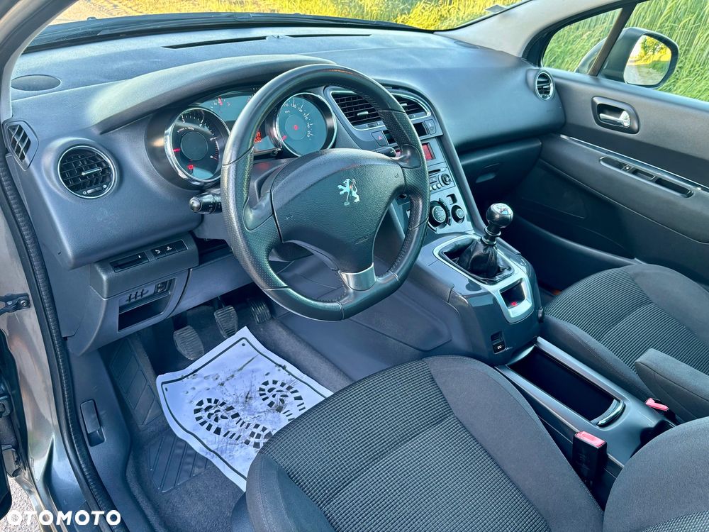 Peugeot 5008 - 5
