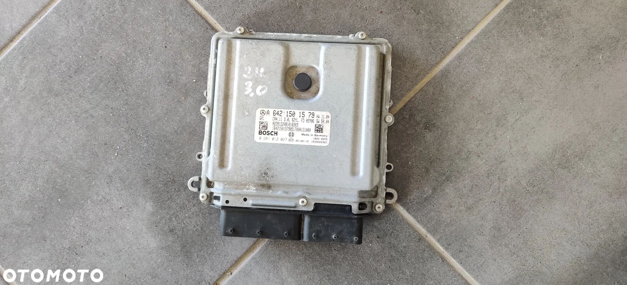 MERCEDES W211 3.0 STEROWNIK SILNIKA A6421501579 - 1