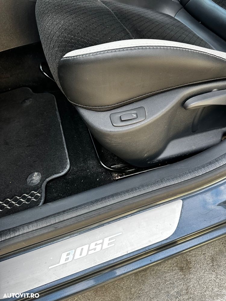 Renault Clio (Energy) dCi 90 Bose Edition - 11