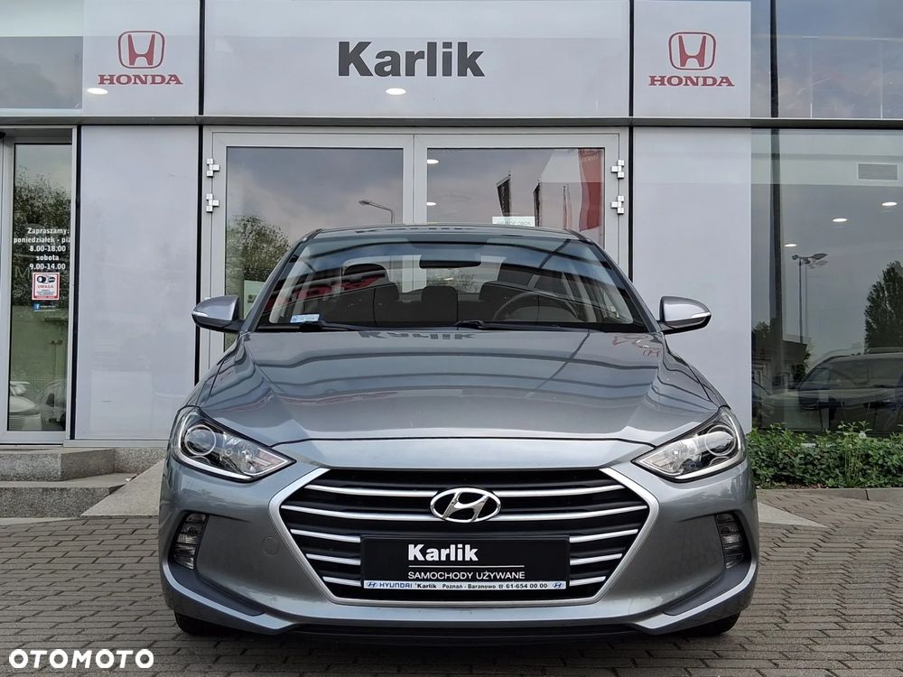 Hyundai Elantra 1.6 Comfort - 2